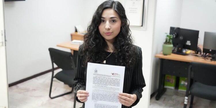 DENUNCIA ALCALDESA DE ZUAZUA A SU PROPIO SECRETARIO DEL AYUNTAMIENTO.