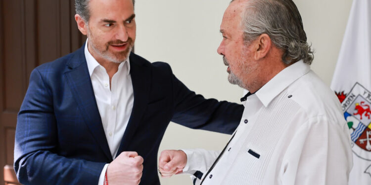 ACUERDAN INICIAR PRIMERA INTERCONEXIÓN MONTERREY SAN PEDRO EN AGOSTO; SE REÚNEN ADRIÁN Y MAURICIO CON HERNÁN VILLARREAL 1 ACUERDAN INICIAR PRIMERA INTERCONEXIÓN MONTERREY SAN PEDRO EN AGOSTO; SE REÚNEN ADRIÁN Y MAURICIO CON HERNÁN VILLARREAL