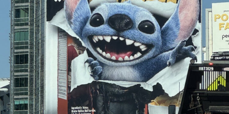 STITCH IRRUMPE EN LA PROMOCIÓN DE 'THUNDERBOLTS' PARA IMPULSAR EL ESTRENO DE 'LILO & STITCH'* 1 STITCH IRRUMPE EN LA PROMOCIÓN DE ‘THUNDERBOLTS’ PARA IMPULSAR EL ESTRENO DE ‘LILO & STITCH’*