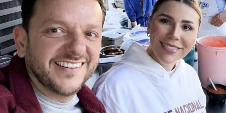 RETIRAN VISA A GOBERNADORA DE BAJA CALIFORNIA Y A SU ESPOSO 1 RETIRAN VISA A GOBERNADORA DE BAJA CALIFORNIA Y A SU ESPOSO