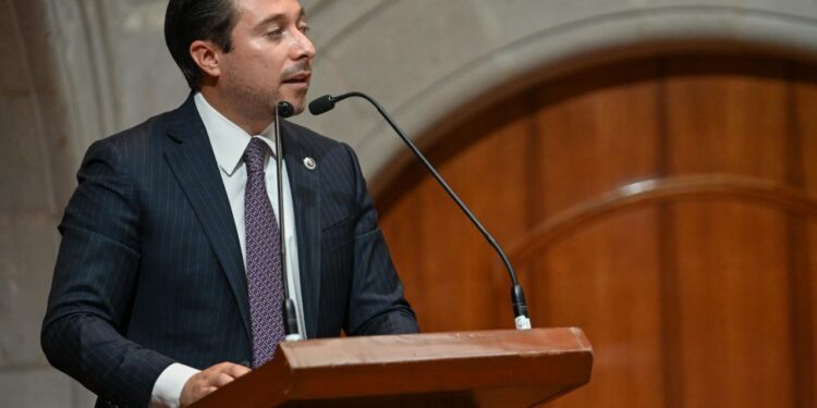 APRUEBA EDOMEX REFORMA PARA PROFESIONALIZAR MANDOS DE SEGURIDAD MUNICIPALES 1 APRUEBA EDOMEX REFORMA PARA PROFESIONALIZAR MANDOS DE SEGURIDAD MUNICIPALES