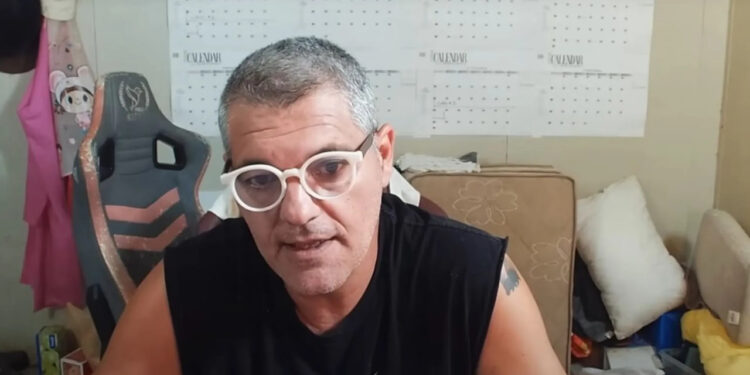 FRANK CUESTA ADMITE QUE MINTIÓ SOBRE SU VIDA PERSONAL Y PROFESIONAL