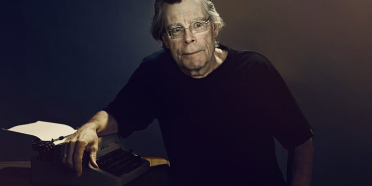 STEPHEN KING LIDERA VENTAS CON SU NUEVA NOVELA "NO TENGAS MIEDO" 1 STEPHEN KING LIDERA VENTAS CON SU NUEVA NOVELA “NO TENGAS MIEDO”
