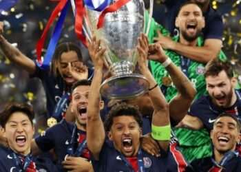 CONQUISTA PSG CHAMPIONS Y TRIPLE CORONA