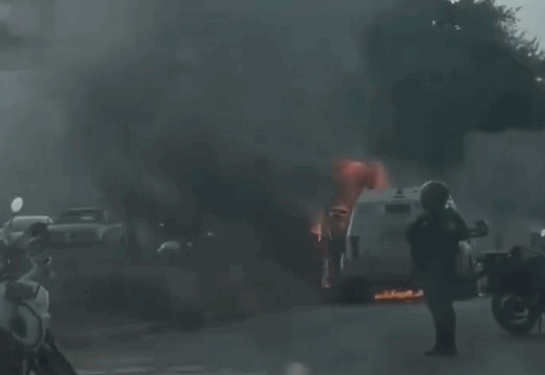 SE INCENDIA CAMIÓN DE VALORES EN MONTERREY; CUSTODIOS SALVAN MILLONES 1 SE INCENDIA CAMIÓN DE VALORES EN MONTERREY; CUSTODIOS SALVAN MILLONES