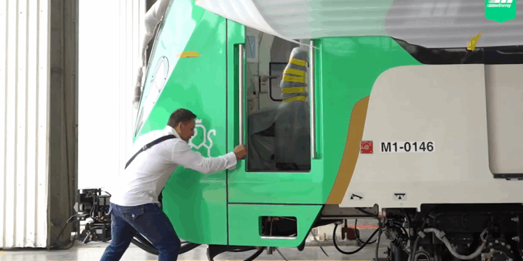 'BENDICE' KONAN NUEVO TREN DE METRORREY; EMPUJA VAGÓN MM-25 1 ‘BENDICE’ KONAN NUEVO TREN DE METRORREY; EMPUJA VAGÓN MM-25