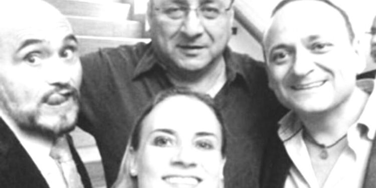 LUTO EN TELEVISIÓN MEXICANA POR MUERTE DE MEMO PINEDA 1 LUTO EN TELEVISIÓN MEXICANA POR MUERTE DE MEMO PINEDA