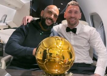 GUARDAESPALDAS DE MESSI JUGARÁ CON RONALDINHO Y GUARDADO