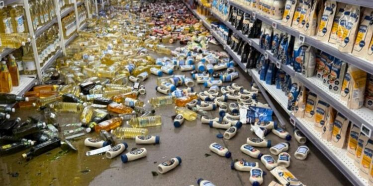 TERREMOTO SACUDE EL NORTE DE CHILE DEJA A MILES SIN ELECTRICIDAD