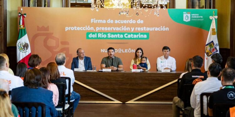 DECLARA SAMUEL AL RÍO SANTA CATARINA ÁREA NATURAL PROTEGIDA; ESTRENAN ACUERDO CON JORNADA DE LIMPIEZA. 1 DECLARA SAMUEL AL RÍO SANTA CATARINA ÁREA NATURAL PROTEGIDA; ESTRENAN ACUERDO CON JORNADA DE LIMPIEZA.
