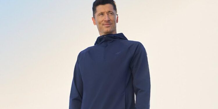 LEWANDOWSKI ANUNCIA RETIRO DE LA SELECCIÓN DE POLONIA “MIENTRAS PROBIEZ SIGA” Y GENERA POLÉMICA 1 LEWANDOWSKI ANUNCIA RETIRO DE LA SELECCIÓN DE POLONIA “MIENTRAS PROBIEZ SIGA” Y GENERA POLÉMICA