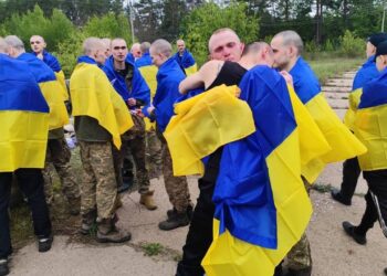 RUSIA Y UCRANIA REALIZAN CANJE DE PRISIONEROS JÓVENES TRAS ACUERDOS EN ESTAMBUL