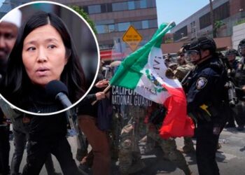 DEFIENDE ALCALDESA DE BOSTON A MIGRANTES; ‘SI VIENES POR UNO DE NOSOTROS, TE LAS VERÁS CON TODOS’