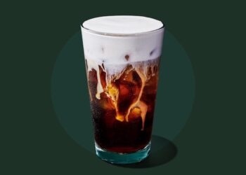 STARBUCKS PRUEBA NUEVA ESPUMA DE PROTEÍNA