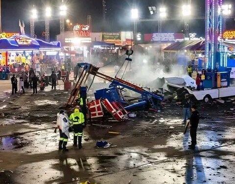 FALLA EN JUEGO MECÁNICO DEJA AL MENOS 9 PERSONAS LESIONADAS EN FERIA DE EL CARMEN; COLAPSA ESTRUCTURA DE ATRACCIÓN CONOCIDA COMO 'EL MARTILLO'. 1 FALLA EN JUEGO MECÁNICO DEJA AL MENOS 9 PERSONAS LESIONADAS EN FERIA DE EL CARMEN; COLAPSA ESTRUCTURA DE ATRACCIÓN CONOCIDA COMO ‘EL MARTILLO’.