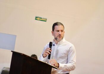 PIDE LICENCIA RAÚL LOZANO; SE INTEGRARÍA A GABINETE DE SAMUEL EN LA SECRETARÍA DEL MEDIO AMBIENTE.