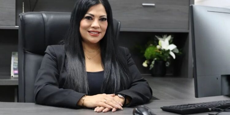 NOMBRAN FISCAL AMBIENTAL INTERINA; DESIGNA FISCALÍA A MÓNICA LIZETTE REYES 1 NOMBRAN FISCAL AMBIENTAL INTERINA; DESIGNA FISCALÍA A MÓNICA LIZETTE REYES