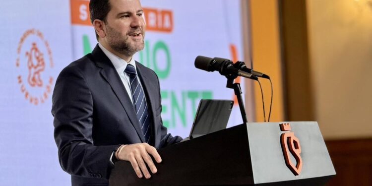 ANUNCIA ESTADO PLAN DE RESTAURACIÓN PARA EL RÍO SANTA CATARINA; PRESENTA RAÚL LOZANO ESTRATEGIA QUE INCLUYE RETIRO DE BASURA E INSTALACIÓN DE HUERTOS COMUNITARIOS. 1 ANUNCIA ESTADO PLAN DE RESTAURACIÓN PARA EL RÍO SANTA CATARINA; PRESENTA RAÚL LOZANO ESTRATEGIA QUE INCLUYE RETIRO DE BASURA E INSTALACIÓN DE HUERTOS COMUNITARIOS.