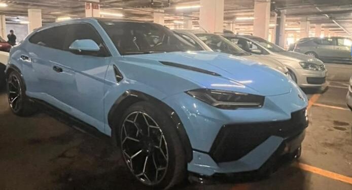 ENCUENTRAN LAMBORGHINI ROBADO A INFLUENCER EN ESTACIONAMIENTO DE CENTRO COMERCIAL. 1 ENCUENTRAN LAMBORGHINI ROBADO A INFLUENCER EN ESTACIONAMIENTO DE CENTRO COMERCIAL.