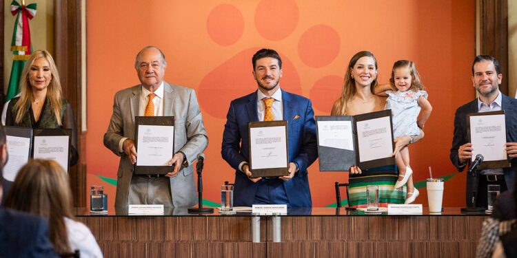 COMBATIRÁN 500 ELEMENTOS DELITOS AMBIENTALES Y MALTRATO ANIMAL; FIRMA SAMUEL DECRETO QUE DA PASO A NUEVA DIVISIÓN AMBIENTAL DE FUERZA CIVIL