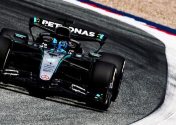 MERCEDES NO DESCARTA A VERSTAPPEN WOLFF ADMITE DIÁLOGOS A FUTURO