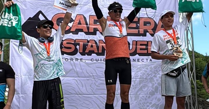 CORREN POR LA ESTANZUELA 1 CORREN POR LA ESTANZUELA