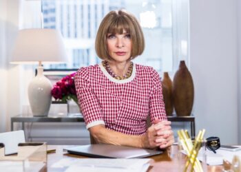 ANNA WINTOUR DEJA LA DIRECCIÓN DE VOGUE TRAS 36 AÑOS