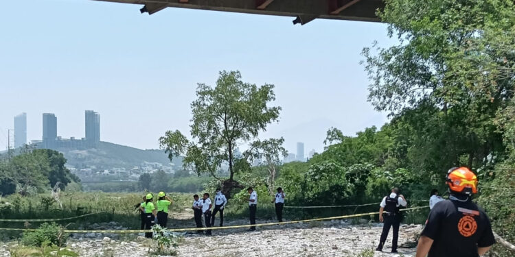 SE ARROJA MUJER DEL PUENTE ATIRANTADO 1 SE ARROJA MUJER DEL PUENTE ATIRANTADO