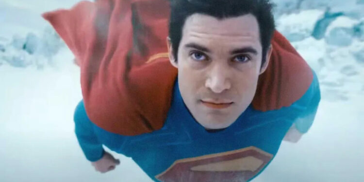 SUPERMAN EVITA CONTROVERSIAS POR PLANO DE VUELO EN CINES 1 SUPERMAN EVITA CONTROVERSIAS POR PLANO DE VUELO EN CINES