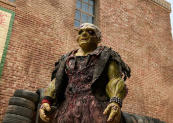 PETER DINKLAGE SE TRANSFORMA EN UN MONSTRUO HEROICO EN EL REBOOT DE EL VENGADOR TÓXICO