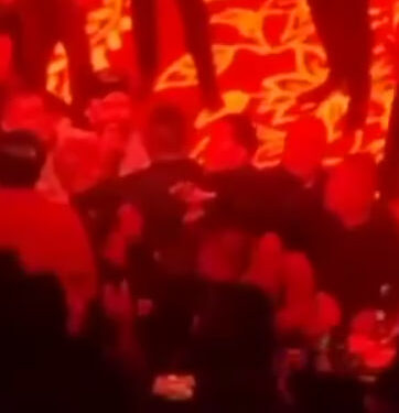 HIJO DE CACIQUE… PINTITO; REVELAN VIDEO DE ALONSO DE LA GARZA, HEREDERO DEL LÍDER DE LA UNIÓN GANADERA, GOLPEANDO A GUARDIA EN CONCIERTO DE CARÍN LEÓN 1 HIJO DE CACIQUE… PINTITO; REVELAN VIDEO DE ALONSO DE LA GARZA, HEREDERO DEL LÍDER DE LA UNIÓN GANADERA, GOLPEANDO A GUARDIA EN CONCIERTO DE CARÍN LEÓN