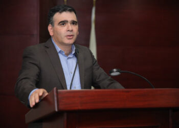 ASUME MARIO ALBERTO GARZA COMO NUEVO SECRETARIO GENERAL DE LA UANL