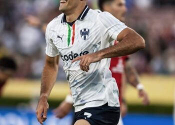 DAN CÁTEDRA RAYADA; CLASIFICA MONTERREY A OCTAVOS DEL MUNDIAL DE CLUBES Y VA CONTRA BORUSSIA DORTMUND