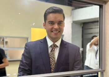 PROPONE JESÚS ELIZONDO PAGAR TRANSPORTE PÚBLICO CON RECICLAJE; PRESENTA DIPUTADO DE MORENA INICIATIVA DE REFORMA A LEY DE MOVILIDAD