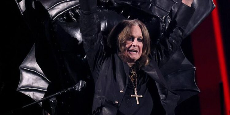 OZZY OSBOURNE SE DESPIDE DE LOS ESCENARIOS CON CONCIERTO HISTÓRICO EN BIRMINGHAM