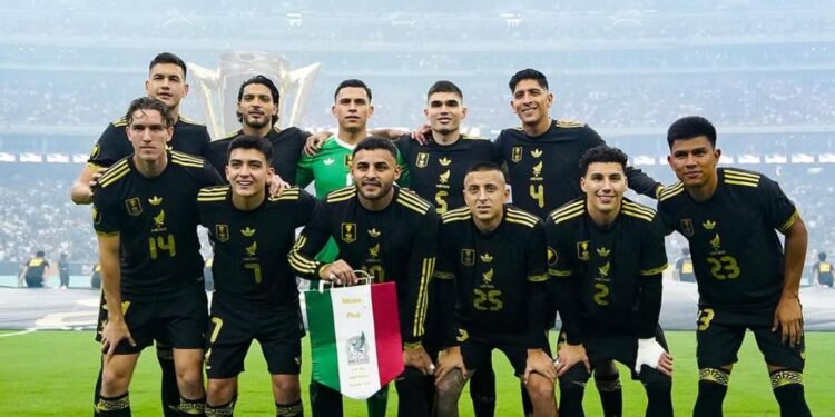 MÉXICO DERROTA A ESTADOS UNIDOS Y SE CORONA BICAMPEÓN DE LA COPA ORO