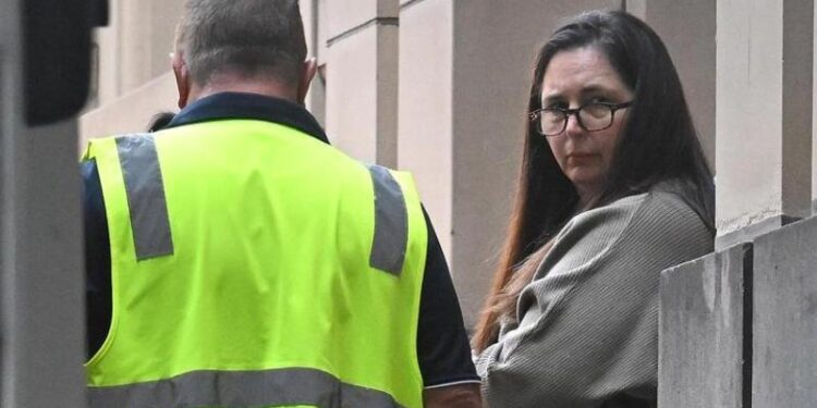 CADENA PERPETUA A MUJER EN AUSTRALIA POR ASESINAR A TRES PERSONAS CON HONGOS VENENOSOS 1 CADENA PERPETUA A MUJER EN AUSTRALIA POR ASESINAR A TRES PERSONAS CON HONGOS VENENOSOS