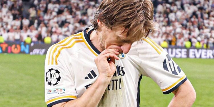 MODRIC CIERRA SU CICLO EN EL REAL MADRID; SE VA COMO EL JUGADOR MÁS GANADOR DEL CLUB
