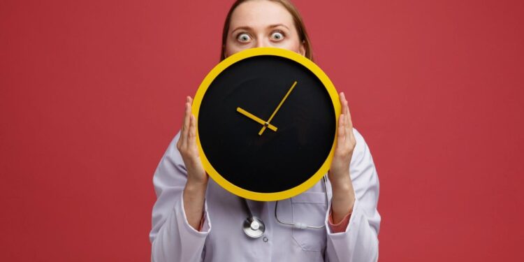 REDUCIR A 40 HORAS NO DEBE ELIMINAR DESCANSO