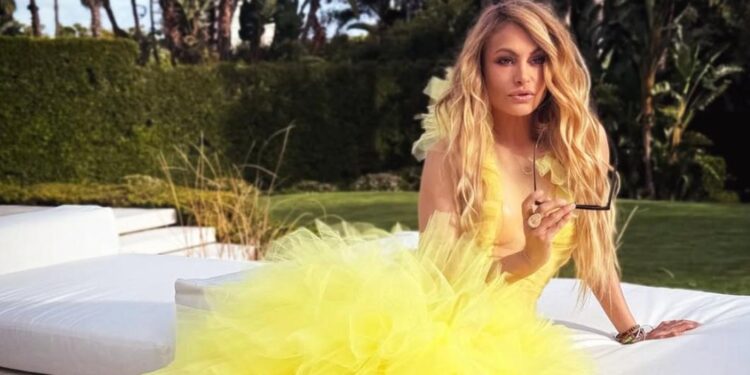 HIJO DE PAULINA RUBIO VIAJARÁ A ESPAÑA TRIBUNAL AUTORIZA ESTANCIA CON SU PADRE