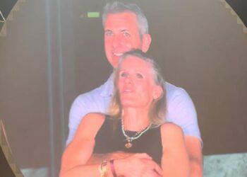 PIDE PERDÓN CEO CAPTADO EN SITUACIÓN DE INFIDELIDAD; CUESTIONA ANDY BYRON QUE ‘ERRORES HUMANOS’ SEAN CONVERTIDOS EN ESPECTÁCULOS MEDIÁTICOS.