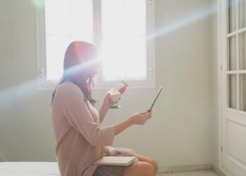 VITAMINA D NO SE PRODUCE AL TOMAR EL SOL TRAS UNA VENTANA