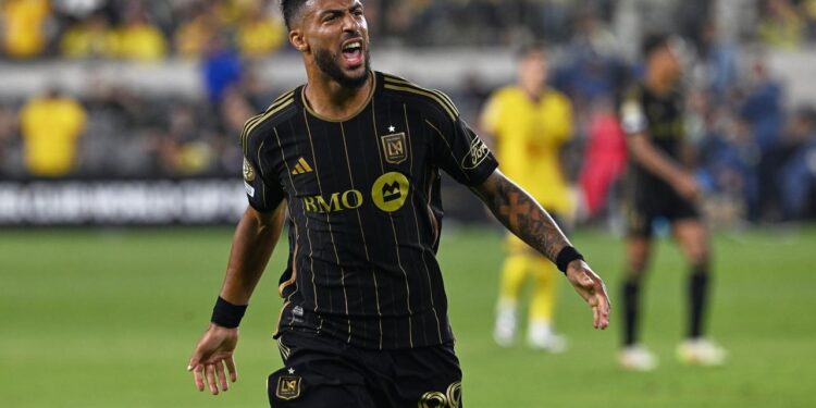 AMÉRICA DESCARTA A BOUANGA; BUSCA NUEVO DELANTERO EN LA MLS