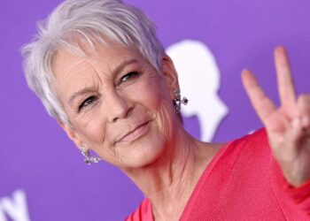 JAMIE LEE CURTIS CUESTIONA TRANSFORMACIONES EN HOLLYWOOD