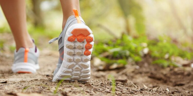 CAMINATA JAPONESA SE VUELVE TENDENCIA DE SALUD GLOBAL; RUTINA POR INTERVALOS PROMETE BENEFICIOS CARDIOVASCULARES 1 CAMINATA JAPONESA SE VUELVE TENDENCIA DE SALUD GLOBAL; RUTINA POR INTERVALOS PROMETE BENEFICIOS CARDIOVASCULARES