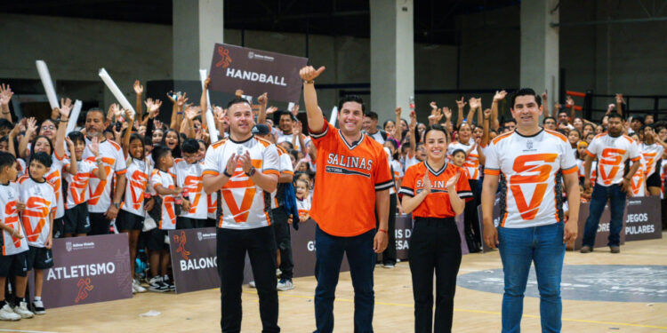 ABANDERA RAÚL CANTÚ A MÁS DE 500 DEPORTISTAS RUMBO A LA OLIMPIADA Y PARALIMPIADA ESTATAL 1 ABANDERA RAÚL CANTÚ A MÁS DE 500 DEPORTISTAS RUMBO A LA OLIMPIADA Y PARALIMPIADA ESTATAL