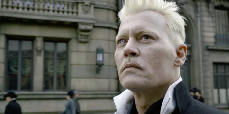 JOHNNY DEPP REVELA SU FURIA TRAS SER APARTADO DE ANIMALES FANTÁSTICOS 1 JOHNNY DEPP REVELA SU FURIA TRAS SER APARTADO DE ANIMALES FANTÁSTICOS