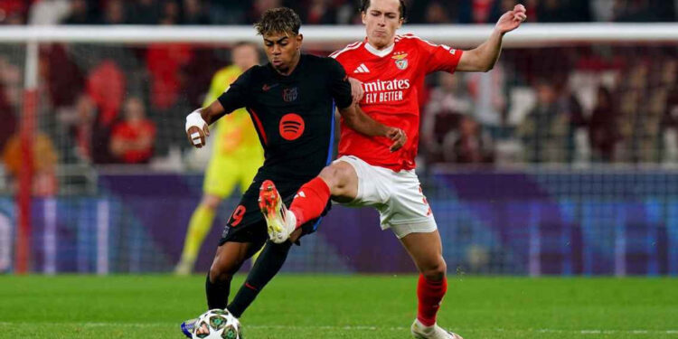 REAL MADRID ACELERA NEGOCIACIONES CON BENFICA PARA FICHAR A ÁLVARO CARRERAS 1 REAL MADRID ACELERA NEGOCIACIONES CON BENFICA PARA FICHAR A ÁLVARO CARRERAS