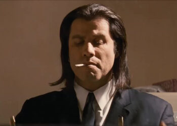 JOHN TRAVOLTA OBTUVO SU PAPEL EN “PULP FICTION” TRAS UNA NOCHE DE JUEGOS DE MESA CON TARANTINO