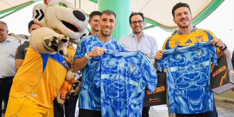 DEVELA SAMUEL ESTACIÓN Y VAGÓN DEL METRO TIGRES 1 DEVELA SAMUEL ESTACIÓN Y VAGÓN DEL METRO TIGRES